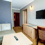 Jan Hotel