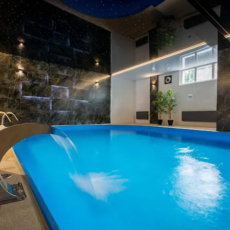 Jan Hotel 4*