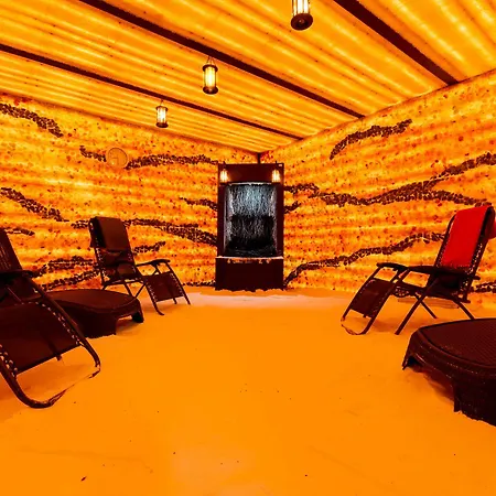 Jan Hotel 4*